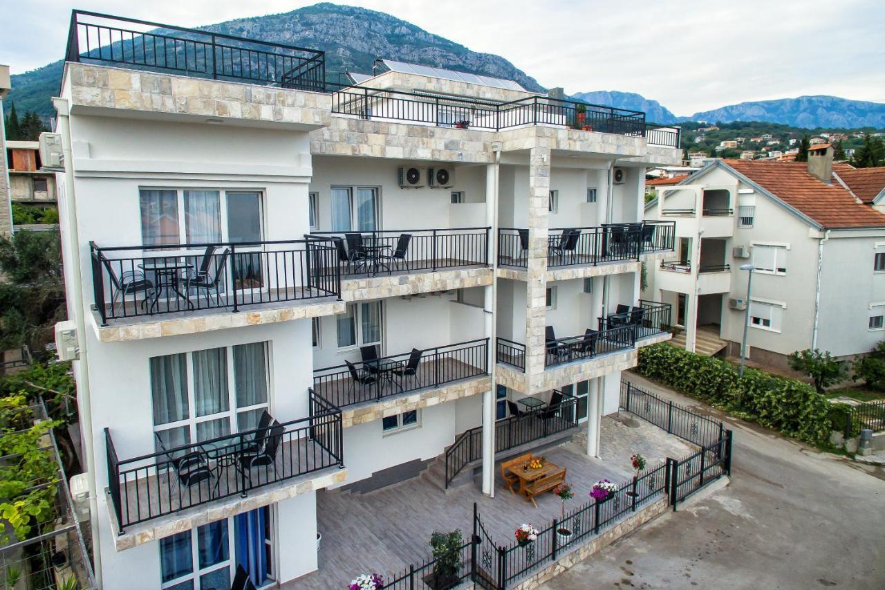Apartments Saric Bar Exterior foto